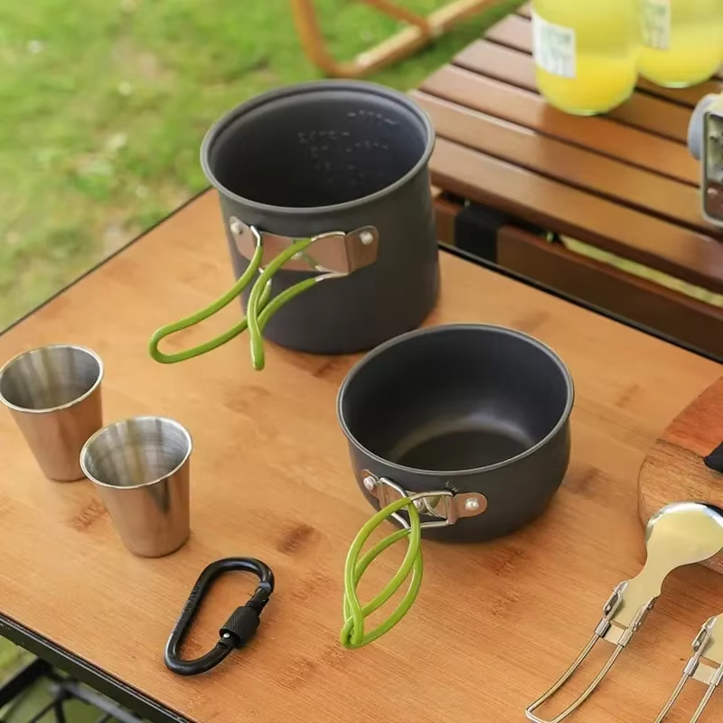Zestaw naczyń kempingowych na  – Camping Cooking Gear Set recenzja i cena